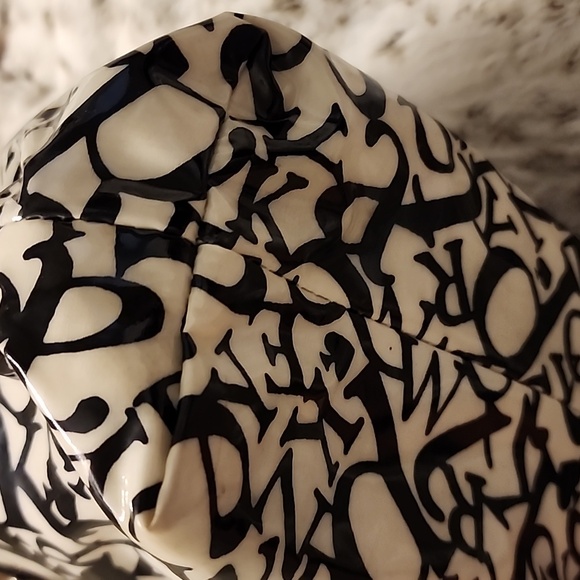 Kate Spade Small Signature Vinyl Tote - Picture 8 of 12